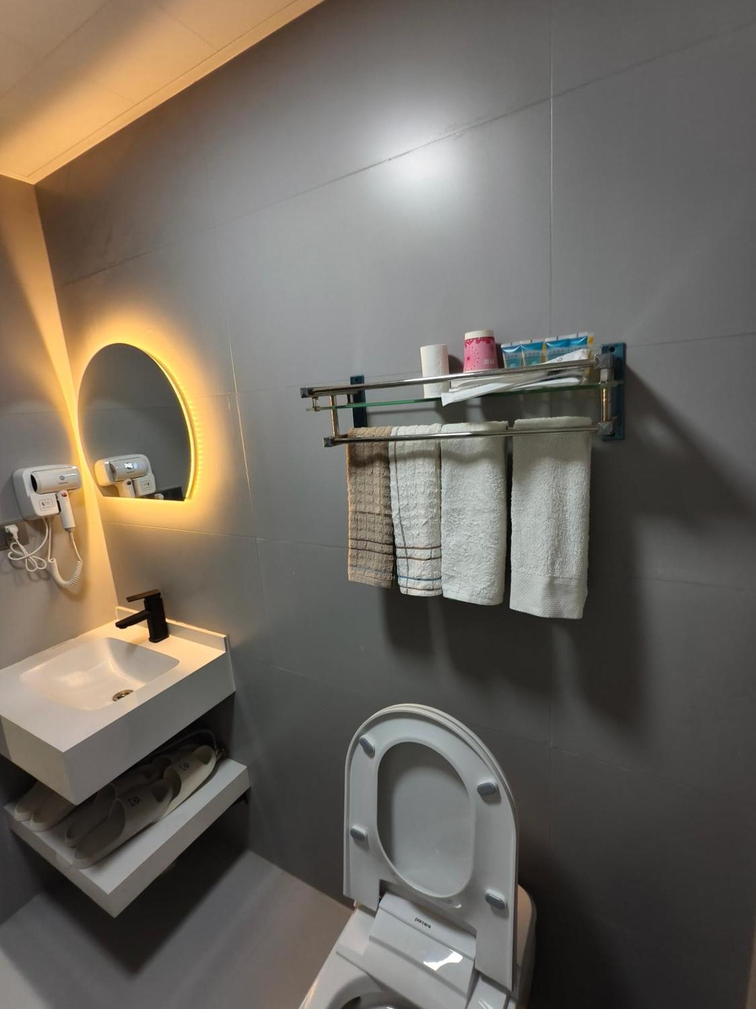 Huashan International Youth Hostel Huayin ภายนอก รูปภาพ